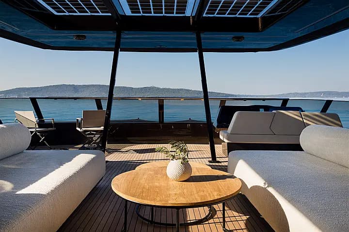 Sunreef 70 Power in Kaštel Gomilica / Marina Kaštela - Photo 4