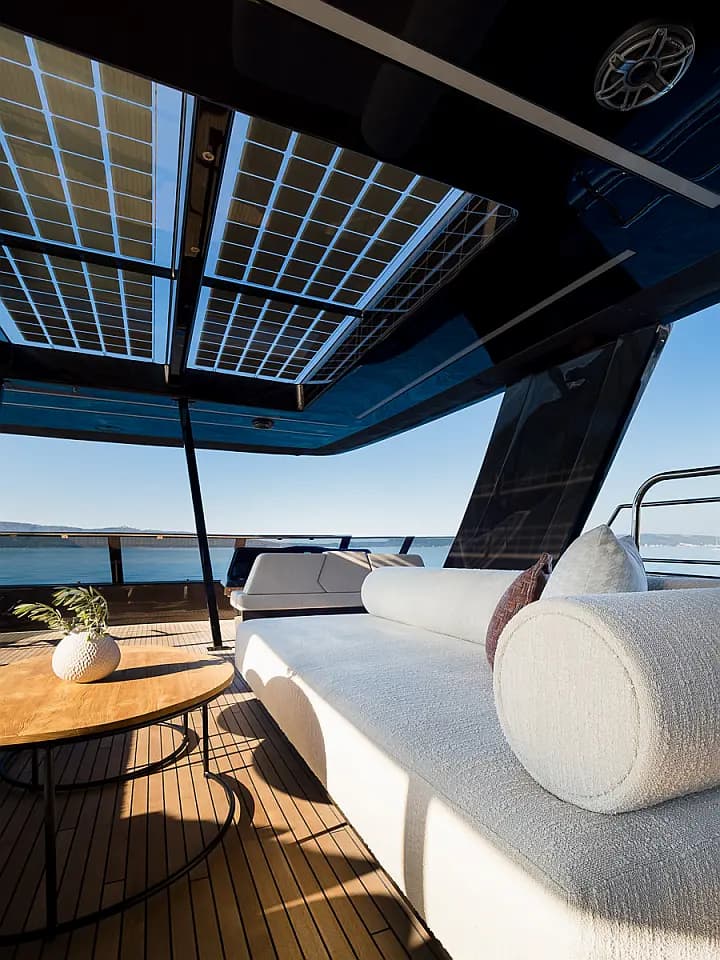 Sunreef 70 Power in Kaštel Gomilica / Marina Kaštela - Photo 5