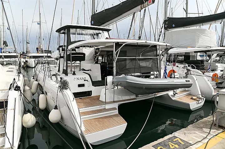 Lagoon 42 in Athens / Alimos Marina - Photo 3