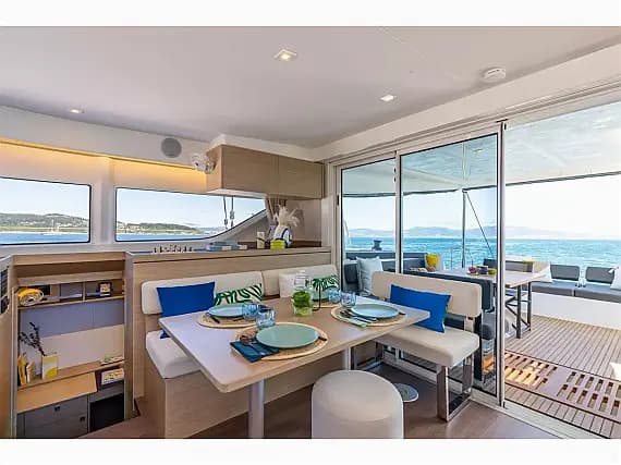 Lagoon 43 in Sardinia / Portisco / Cala dei Sardi - Photo 2