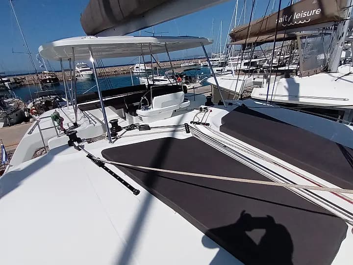 Lagoon 51 in Athens / Alimos Marina - Photo 3