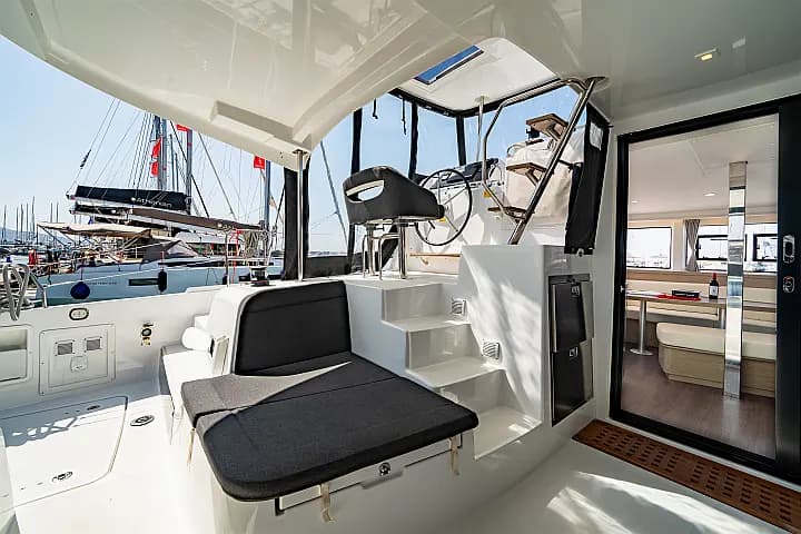 Lagoon 42 in Corfu / Mpenitses / Marina Benitses - Photo 3