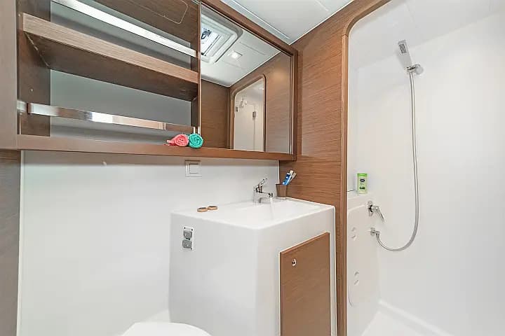 Lagoon 42 in Preveza Main Port - Photo 5