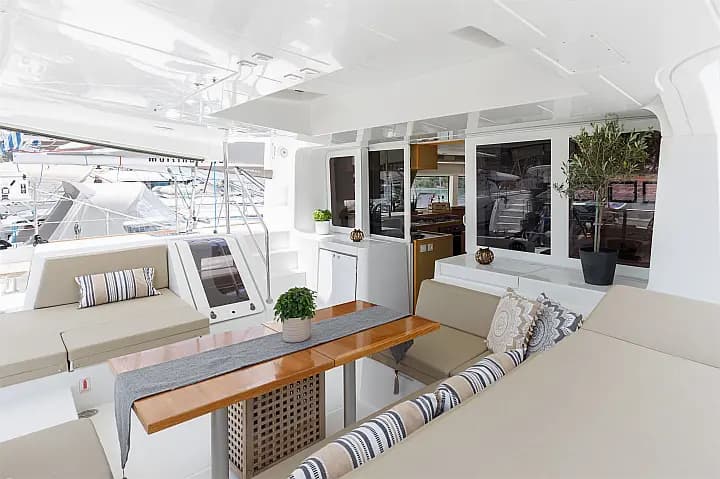 Lagoon 52 in Lavrion / Olympic Marina - Photo 4