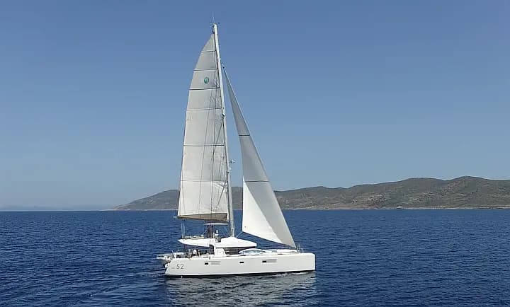 Lagoon 52 in Lavrion / Olympic Marina - Photo 5