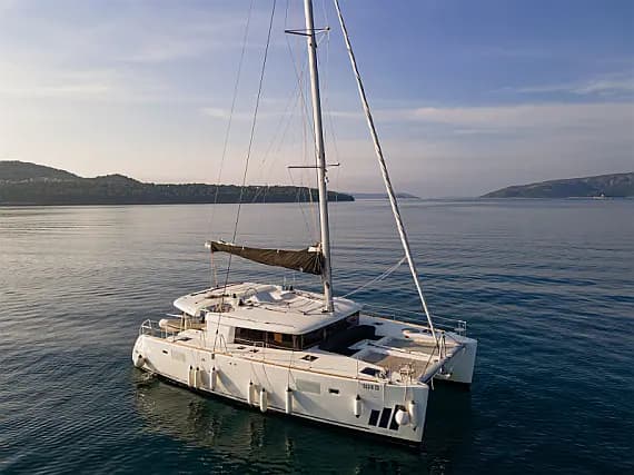 Lagoon 450 in Seget Donji / Marina Baotić - Photo 1