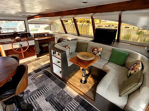 DH 550 in Eden Island / Mahe, Victoria / Eden Island Marina - Photo 2
