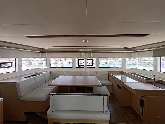 Lagoon 51 in Athens / Alimos Marina - Photo 2