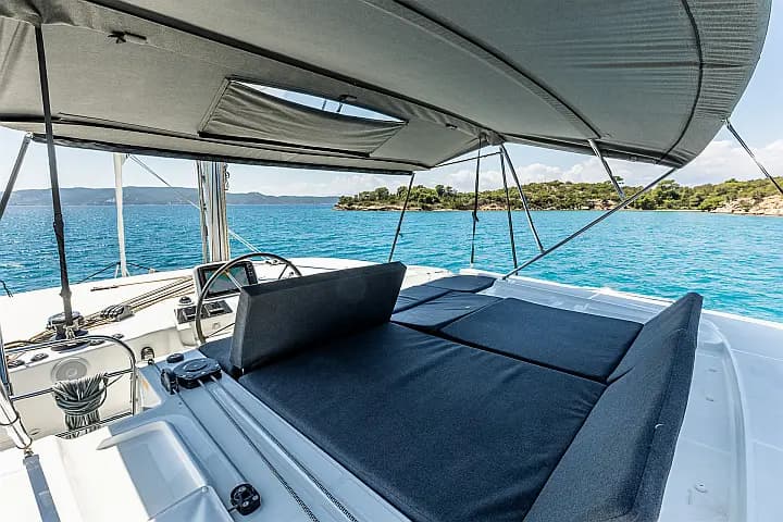 Lagoon 46 in Lefkada / Port of Lefkas - Photo 2
