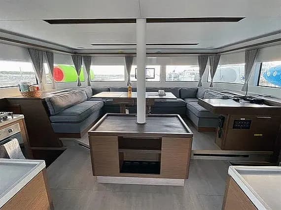 Lagoon 50 in Seget Donji / Marina Baotić - Photo 2
