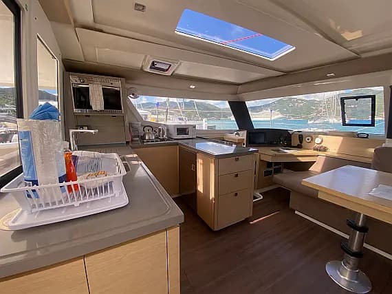 Helia 44 in Tortola / Road Town / Fort Burt Marina - Photo 2
