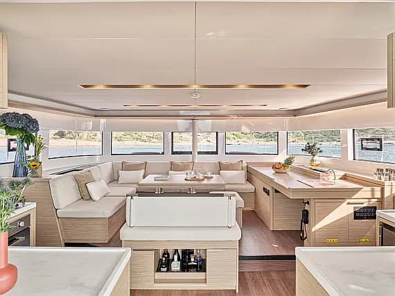 Lagoon 51 in Athens / Alimos Marina - Photo 2