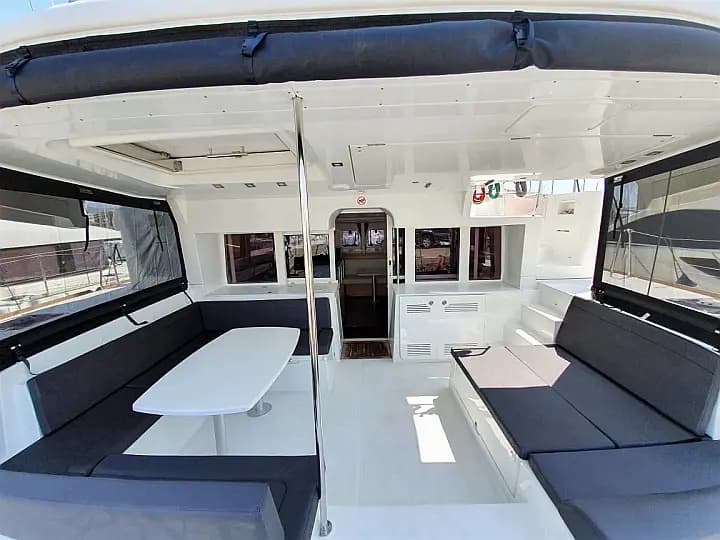 Lagoon 450 Fly in Athens / Alimos Marina - Photo 5