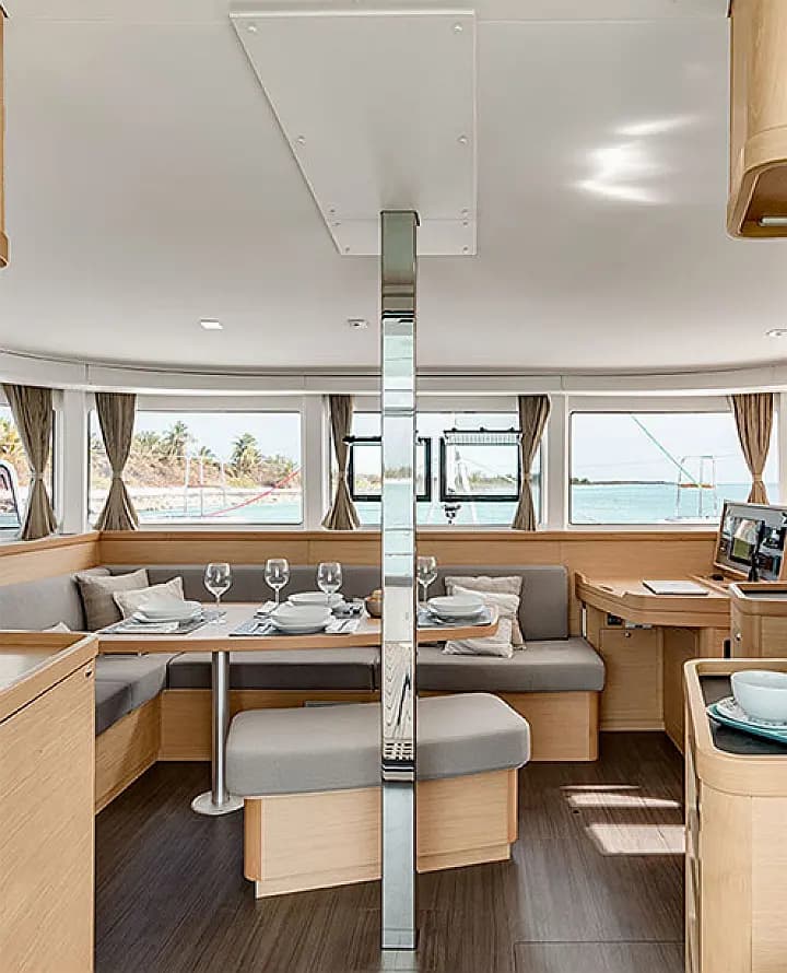 Lagoon 42 in Athens / Alimos Marina - Photo 4