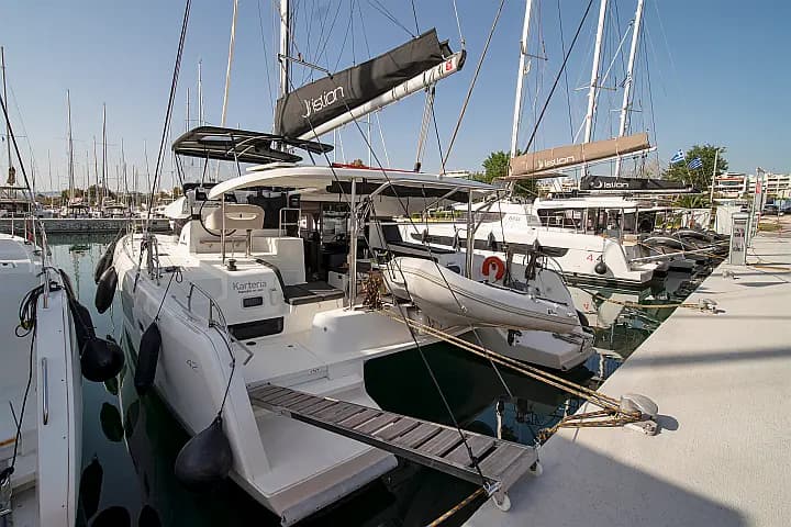 Lagoon 42 in Athens / Alimos Marina - Photo 3