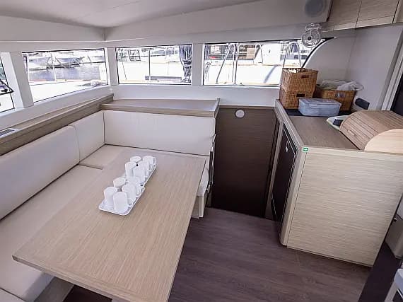Lagoon 40 in Primošten / Marina Kremik - Photo 2