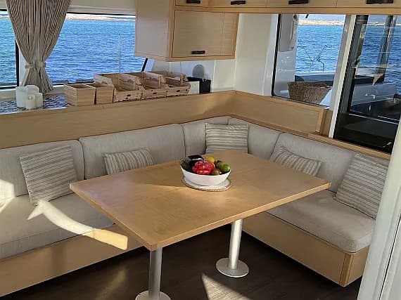 Lagoon 52 in Ibiza / Santa Eulària des Riu / Marina Santa Eulalia - Photo 2