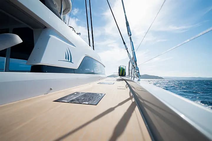 Lagoon Seventy 7 in Corsica / Ajaccio / Port Tino Rossi - Photo 5