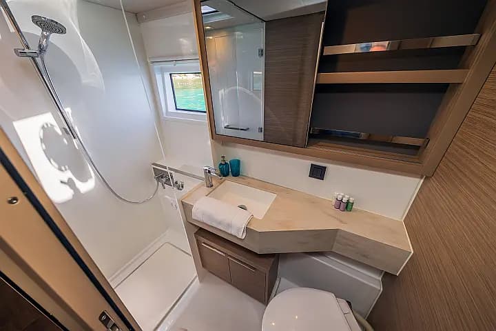 Lagoon 46 in Split / Port of Split / West Harbour - Photo 5