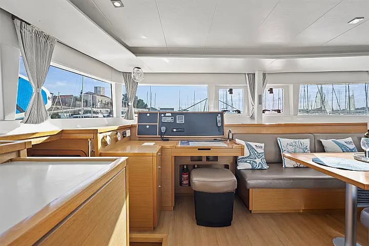 Lagoon 450 in Šibenik / D-Marin Marina Mandalina - Photo 4