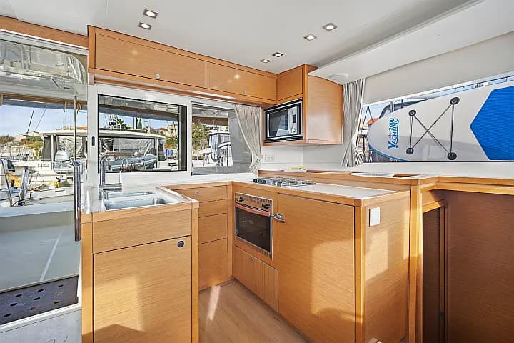 Lagoon 450 in Šibenik / D-Marin Marina Mandalina - Photo 5