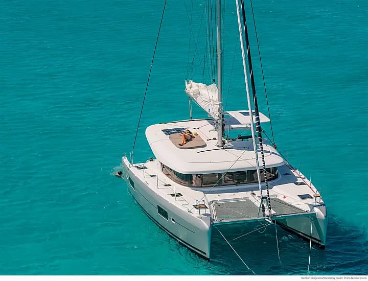 Lagoon 42 in La Spezia / Porto Mirabello - Photo 4