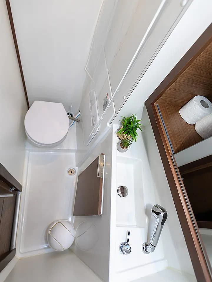 Lagoon 40 in Primošten / Marina Kremik - Photo 4