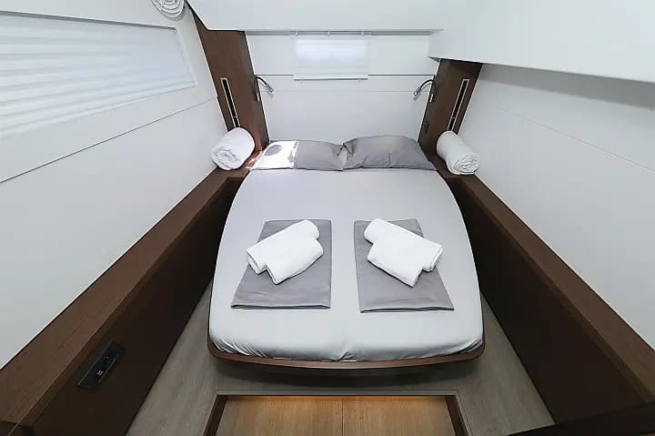 Lagoon 46 in Sukošan / D-Marin Dalmacija Marina - Photo 5