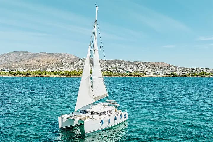 Lagoon 400 S2 in Salamina / Salamis Yachting Club - Photo 5