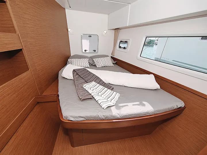 Lagoon 42 in Sukošan / D-Marin Dalmacija Marina - Photo 4
