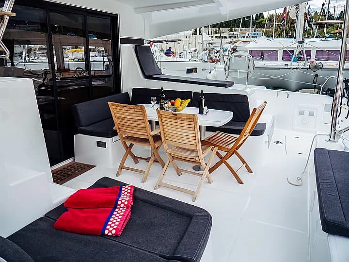 Lagoon 42 in Rogoznica / Marina Frapa - Photo 3