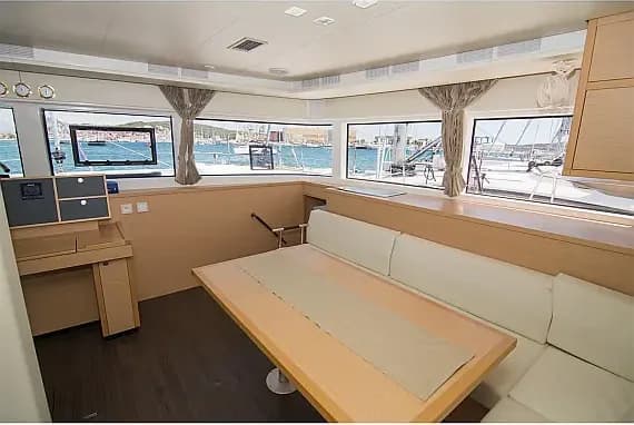 Lagoon 52F in Lavrion / Olympic Marina - Photo 2