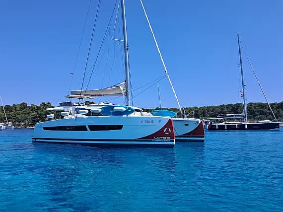 Aura 51 in Seget Donji / Marina Baotić - Photo 1