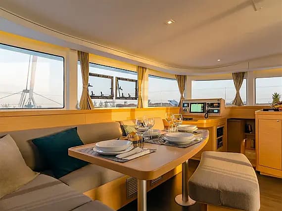 Lagoon 42 in Corsica / Propriano / Port of Propriano - Photo 3