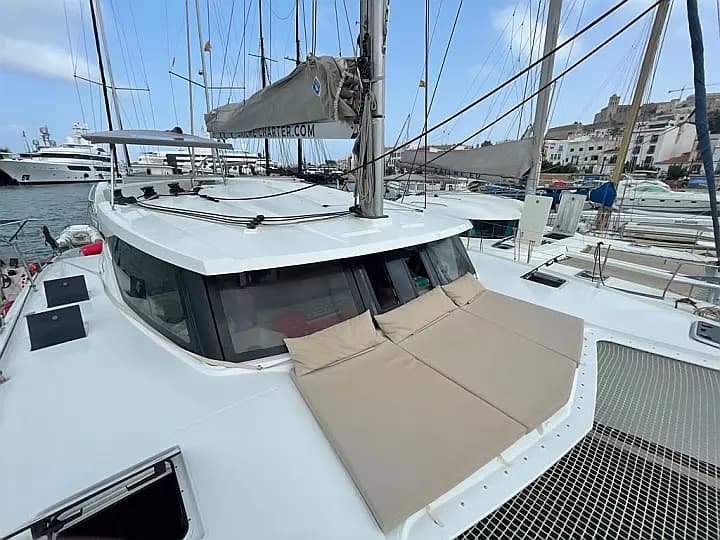 Lucia 40 in Ibiza / Marina Port Ibiza - Photo 4