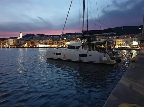 Lagoon 42 in Lavrion / Olympic Marina - Photo 1