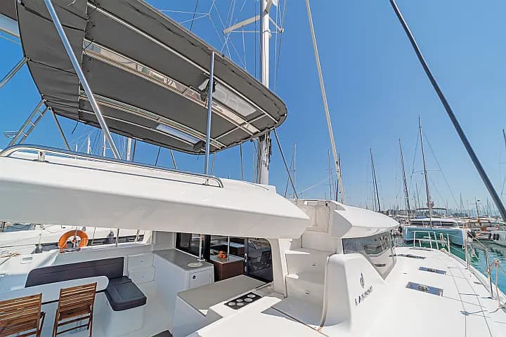 Lagoon 46 in Corfu / Gouvia / D-Marin Marina Gouvia - Photo 3