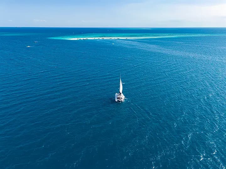 Lagoon 450 Fly in Zanzibar / Azam Marina - Photo 4