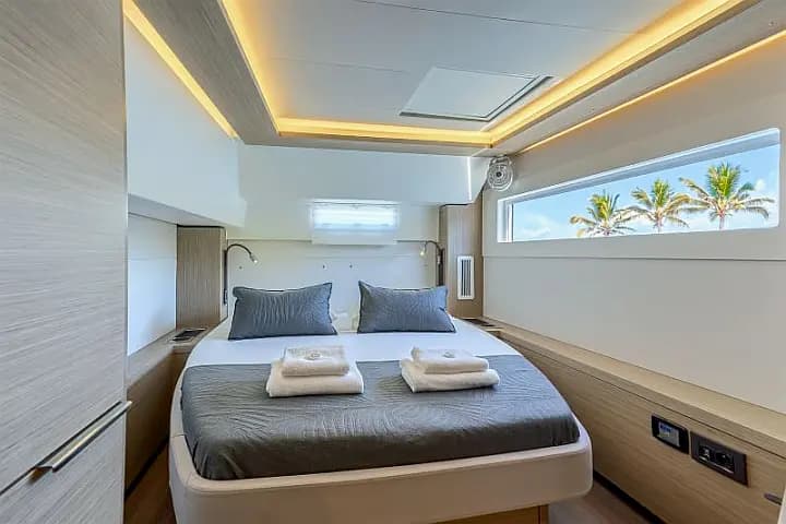 Lagoon 46 in Kaštel Gomilica / Marina Kaštela - Photo 3