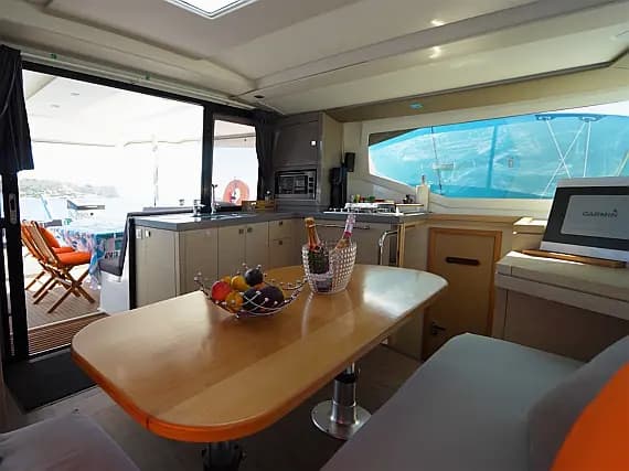 Lucia 40 in Rhodes New Marina - Photo 3