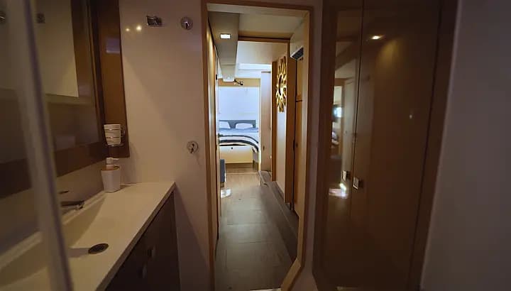 Lucia 40 in Rhodes New Marina - Photo 4