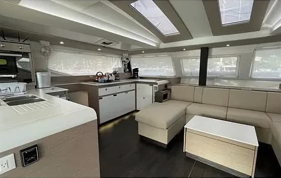 Elba 45 in Tortola / Road Town / Fort Burt Marina - Photo 2