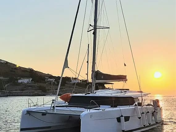 Astréa 42 in Athens / Marina Delta Kallithea - Photo 1