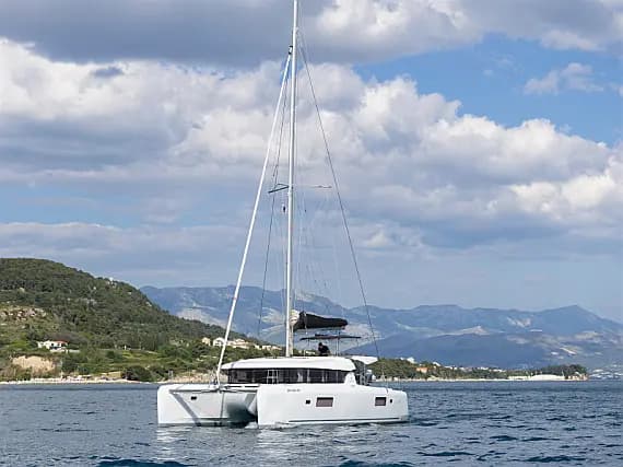 Lagoon 42 in Split / Port of Split / West Harbour - Photo 2