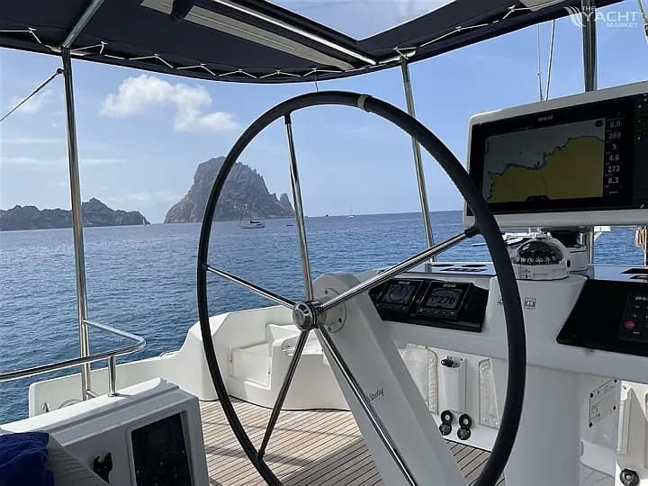 Lagoon 52F in Ibiza / Sant Antoni de Portmany Port - Photo 4