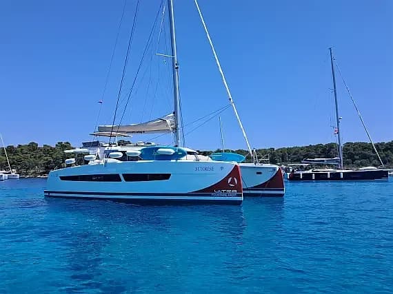 Fountaine Pajot Aura 51