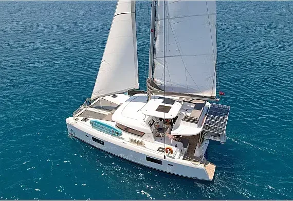 Lagoon 42 in Marmaris Yacht Marina - image 1