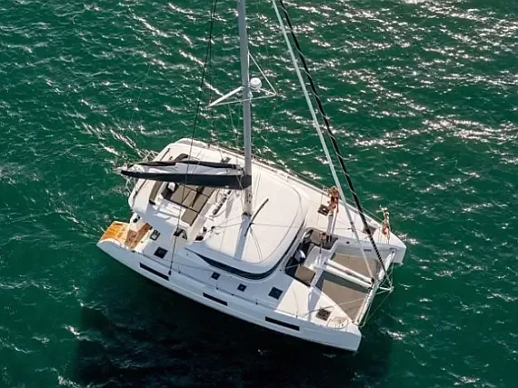 Lagoon 46 in Ibiza / Sant Antoni de Portmany Port - image 1