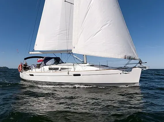 Sun Odyssey 39i in Gdansk / Przystan Cesarska - image 1
