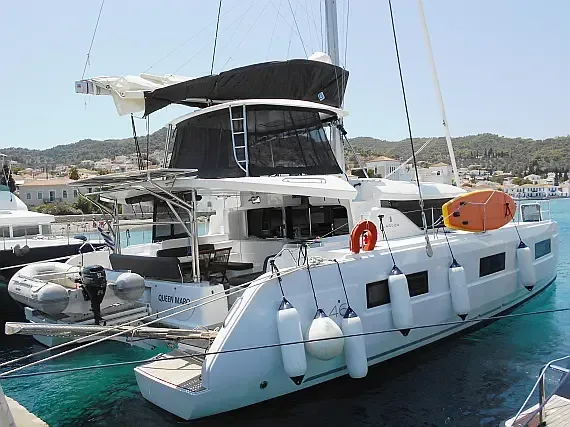 Lagoon 46 in Athens / Alimos Marina - image 1